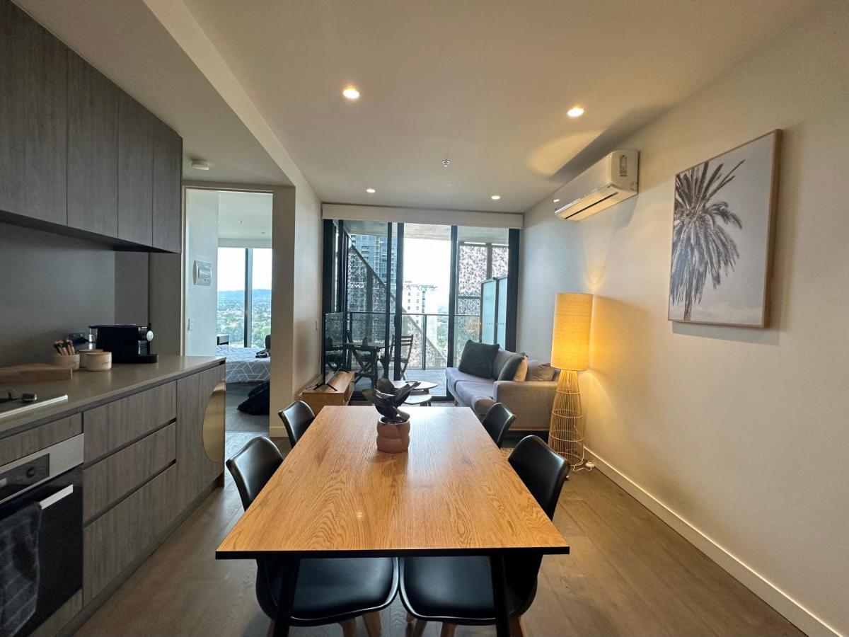 Luxury Top Level 1 Bedroom Apartment With Stunning View In Adelaide Cbd - 1 Minute Walk To Rundle Mall - Free Wifi & Netflix Экстерьер фото